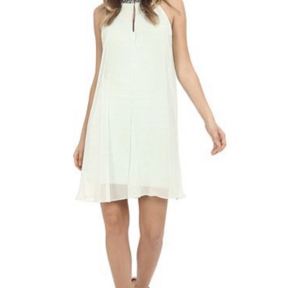 Mint Green Adrianna Papell Chiffon Veiled Banded Sheath Dress. Pre-owned.